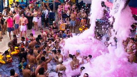 Coco Bongo Beach Club Day Party Premium Pass