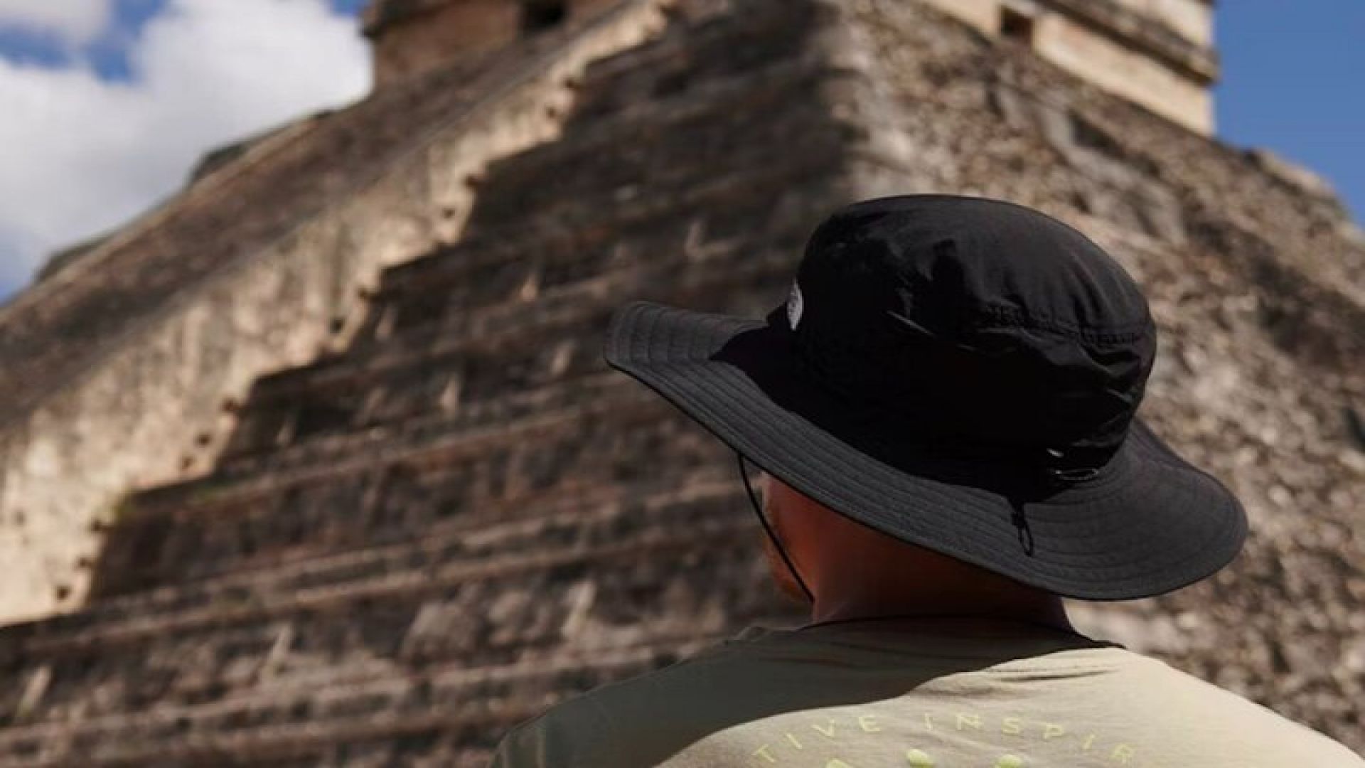 Merida : Chichen Itza, Izamal and Cenote with lunch and pick up