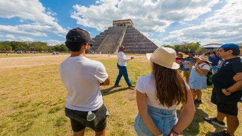 Chichen Itza, Transportation, lunch, cenote and Valladolid. 