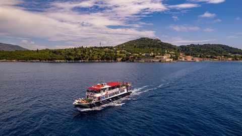 From Dubrovnik: Premium Three Island Cruise with lunch and drinks