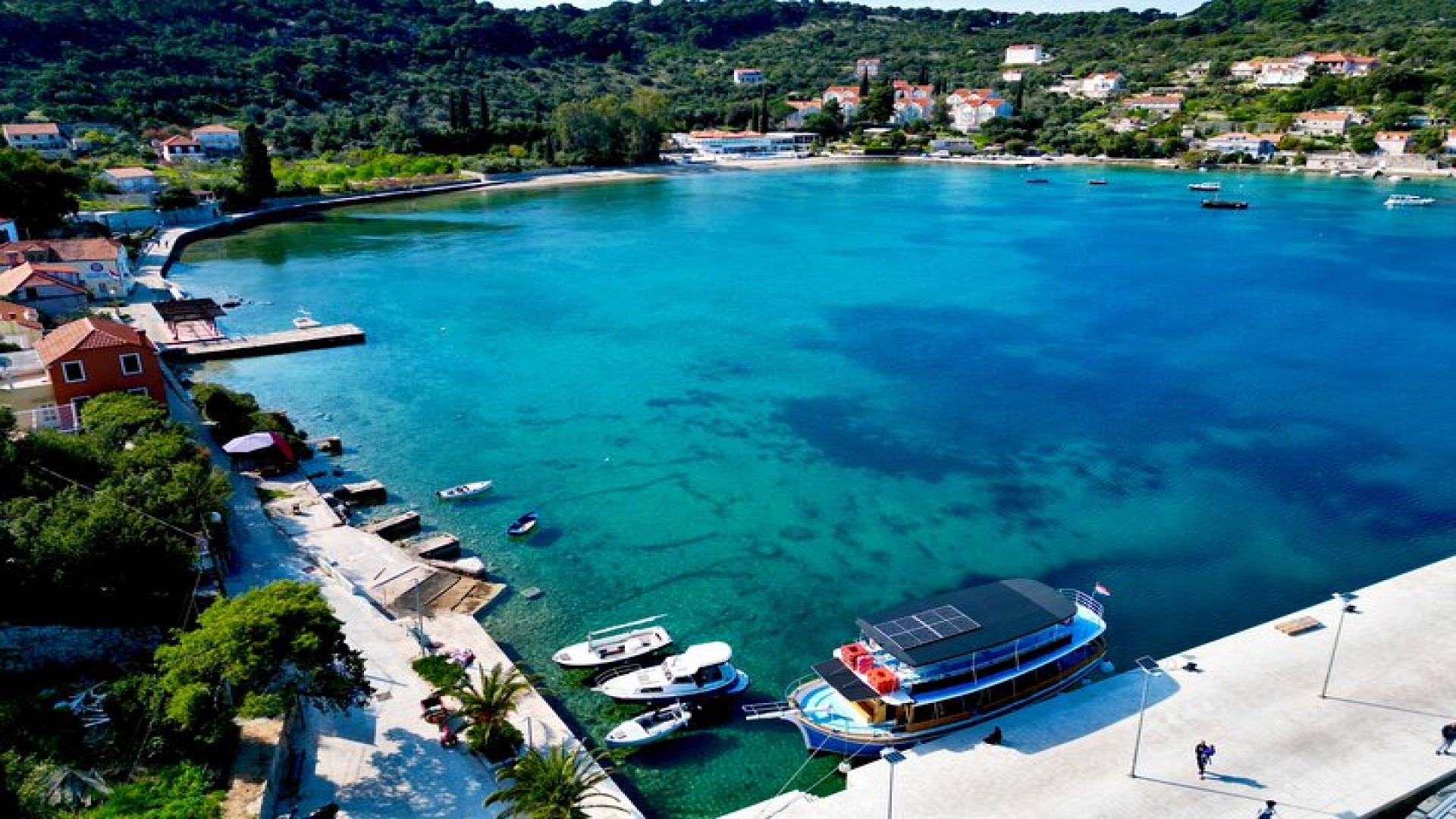 Full-Day Dubrovnik Elaphite Islands Cruise with Lunch and Drinks