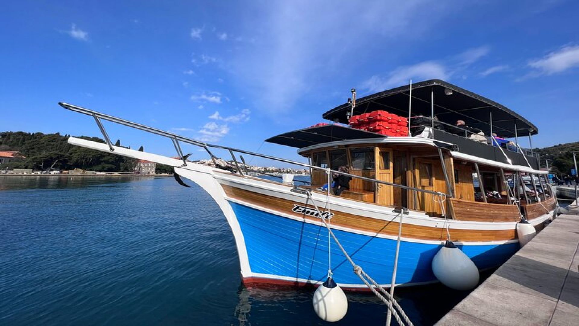 Full-Day Dubrovnik Elaphite Islands Cruise with Lunch and Drinks