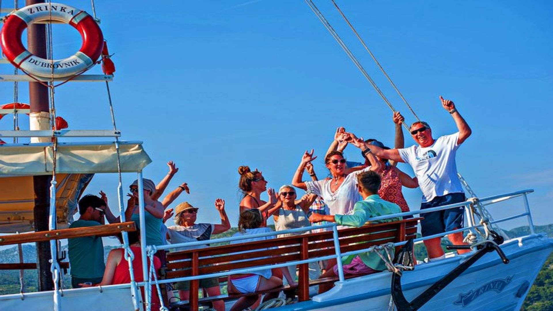 Full-Day Dubrovnik Elaphite Islands Cruise with Lunch and Drinks