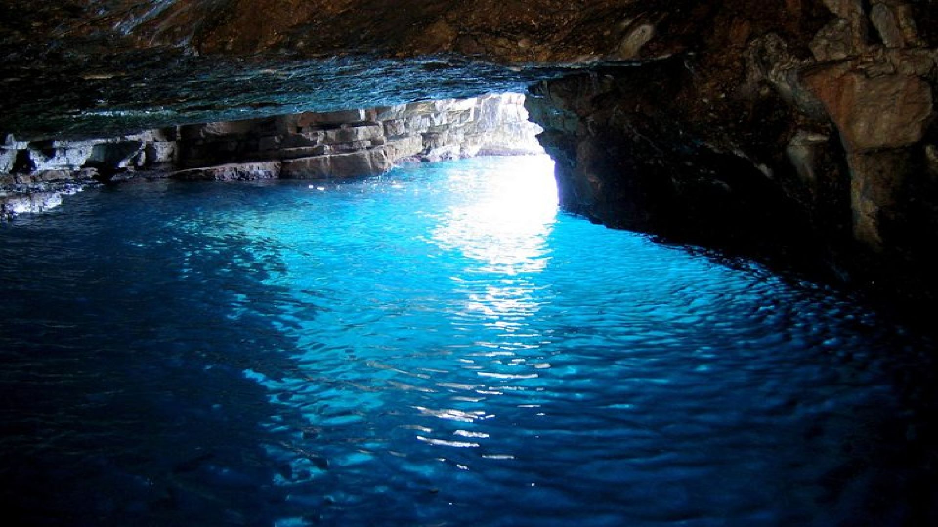 Small Group Blue Cave and Sunj Beach Boat Tour from Dubrovnik