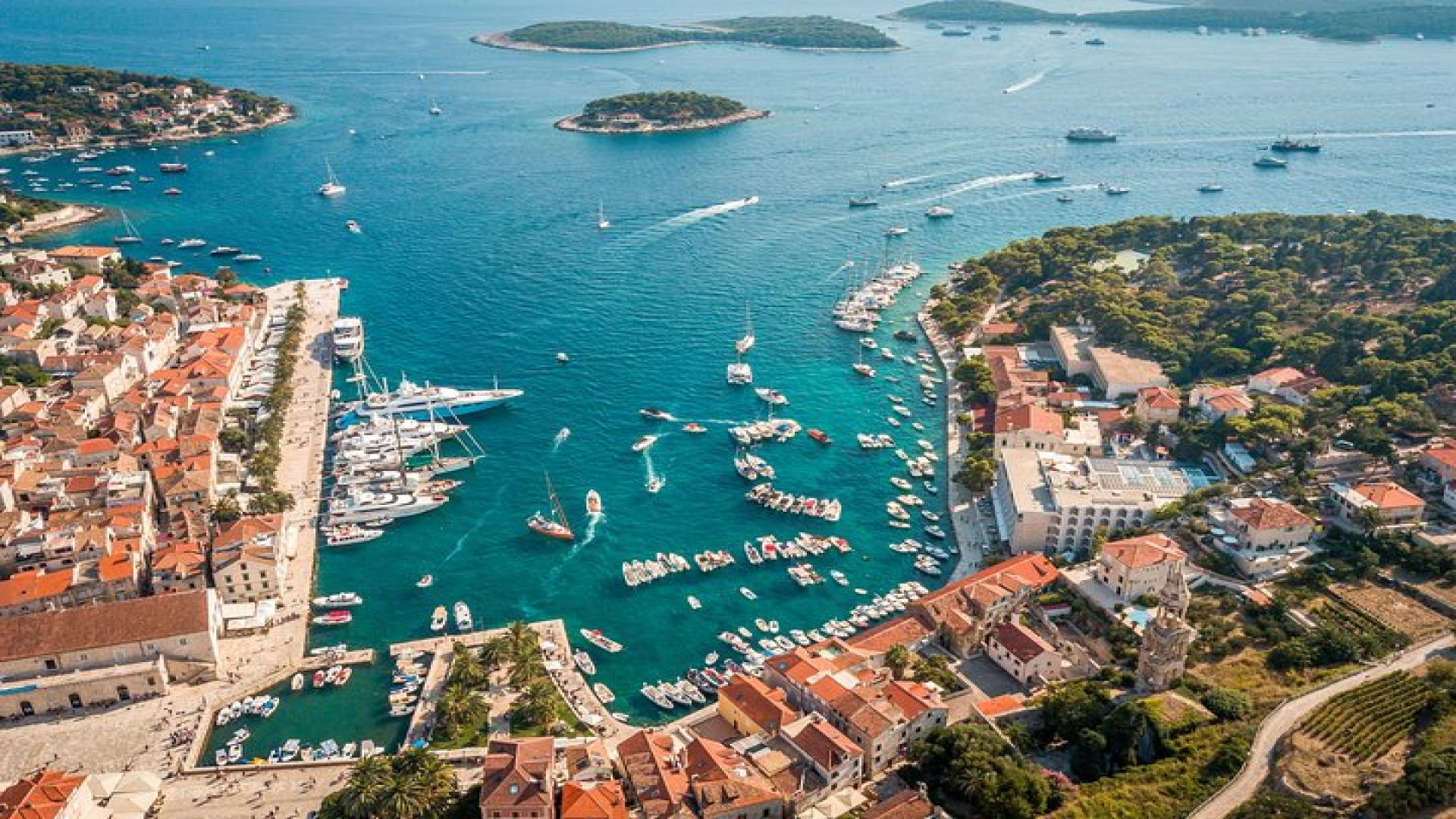 Blue Cave and Hvar Tour - 5 Islands Tour from Split and Trogir
