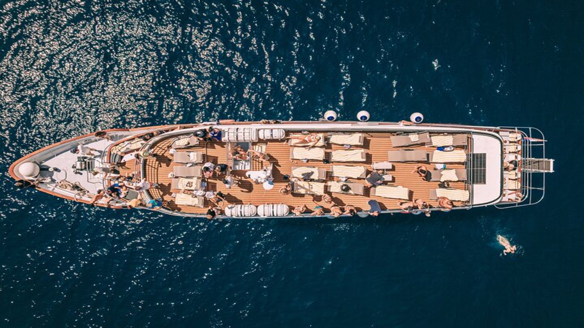 Blue Lagoon, Borkko Beach & Šolta from Split with LUNCH & DRINKS