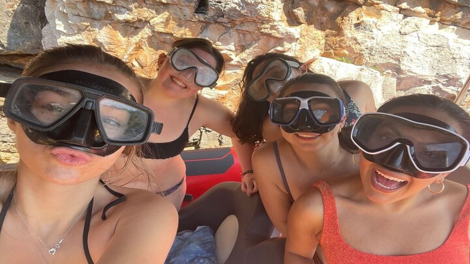 Blue Cave & Hvar, 5 Islands Speedboat with Luxury Seats in Shade