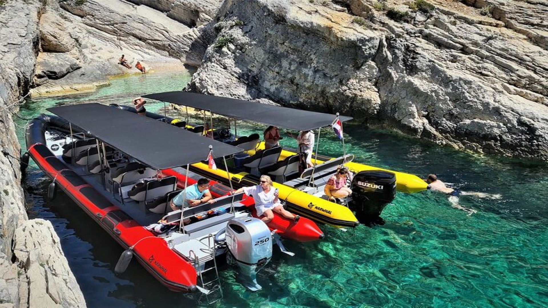 Blue Cave & Hvar, 5 Islands Speedboat with Luxury Seats in Shade