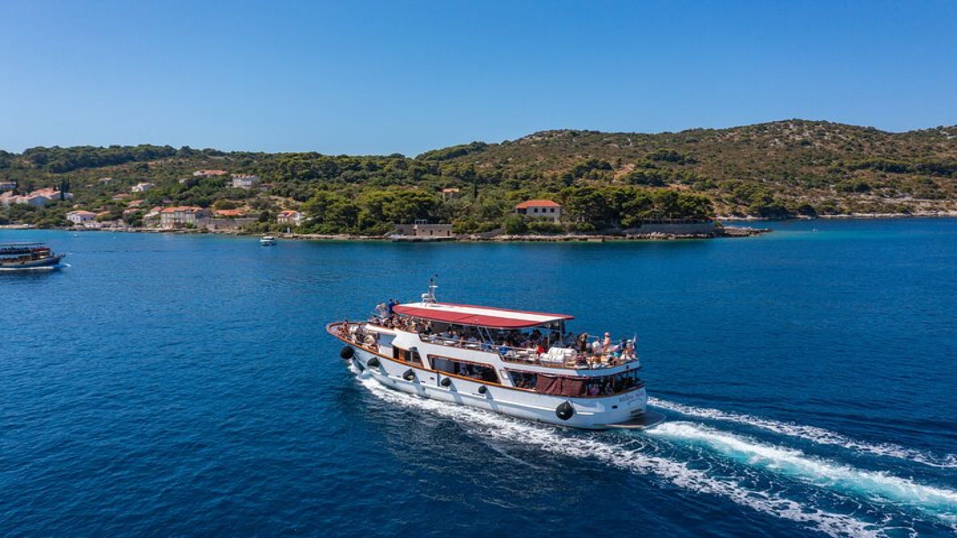 Dubrovnik: Elaphiti Islands Full-Day Cruise with Lunch