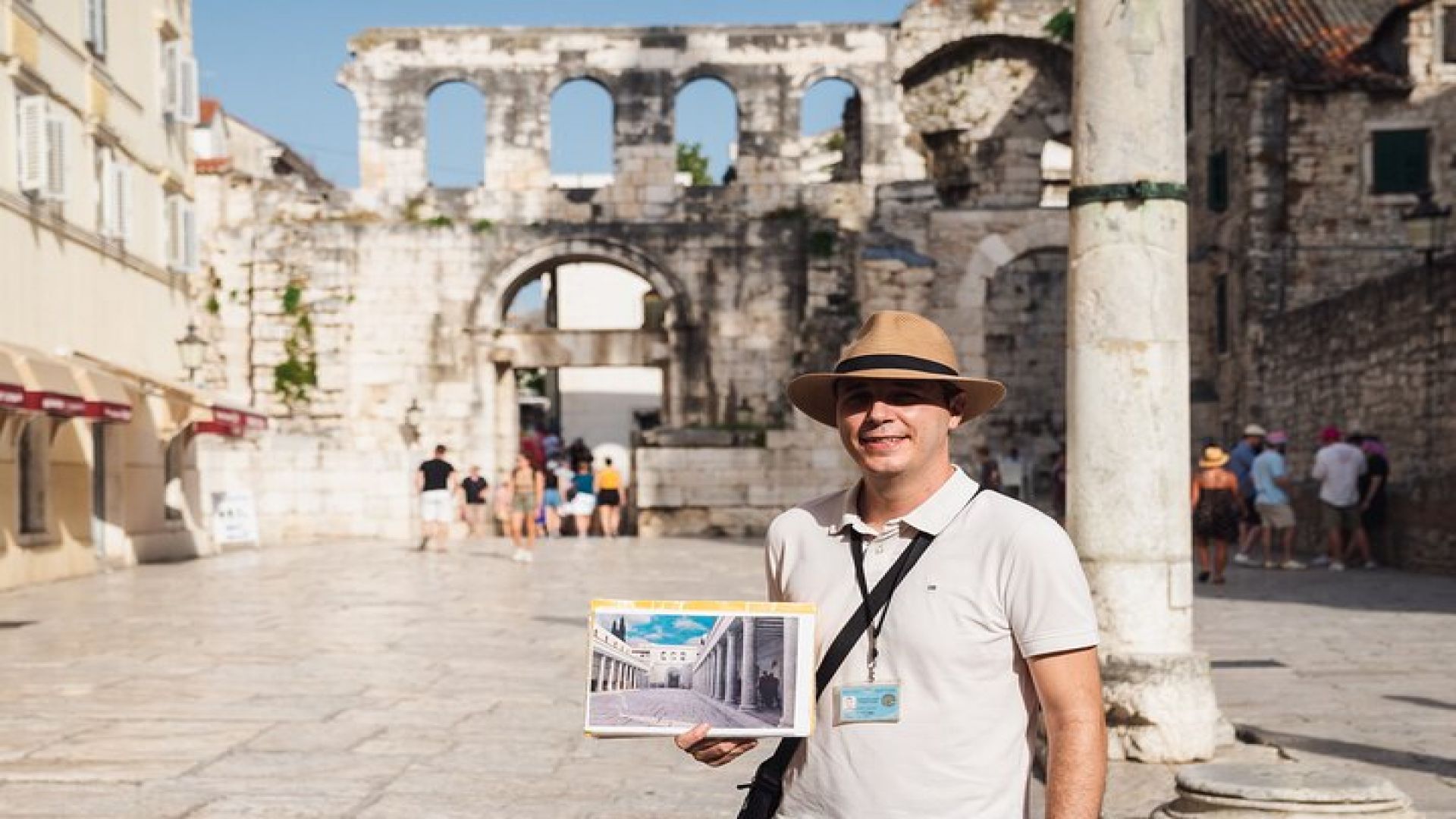 Walking Tour of Split with a \'Magister\' of History