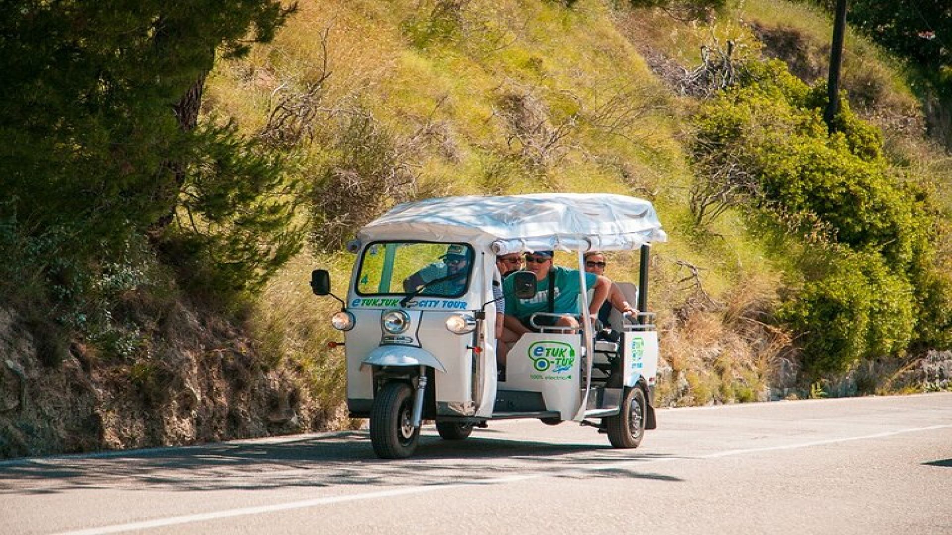 Split Tour by Electric Tuk-Tuk: Top City Highlights
