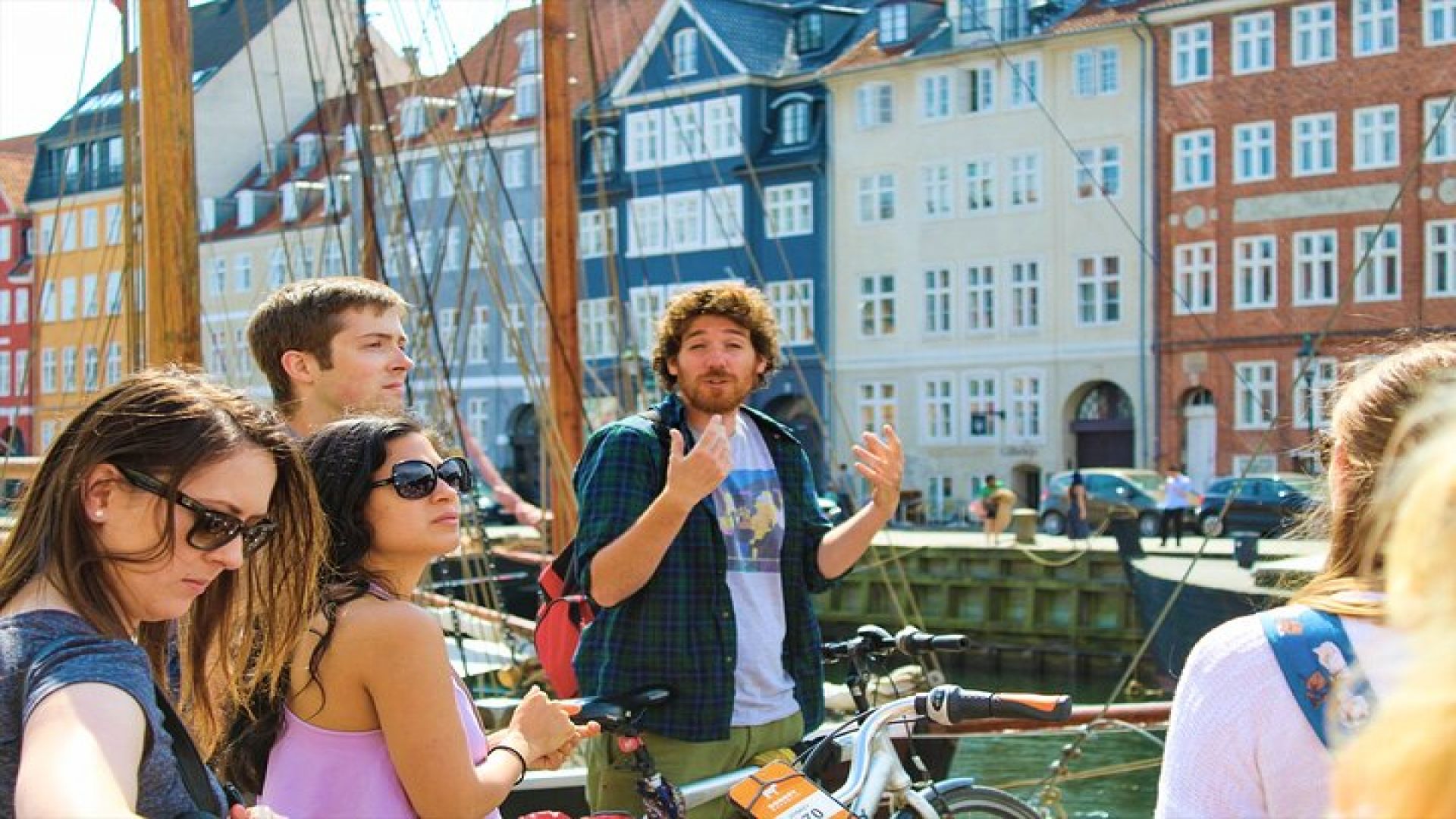 Copenhagen 2-hour City Highlights Bike Tour