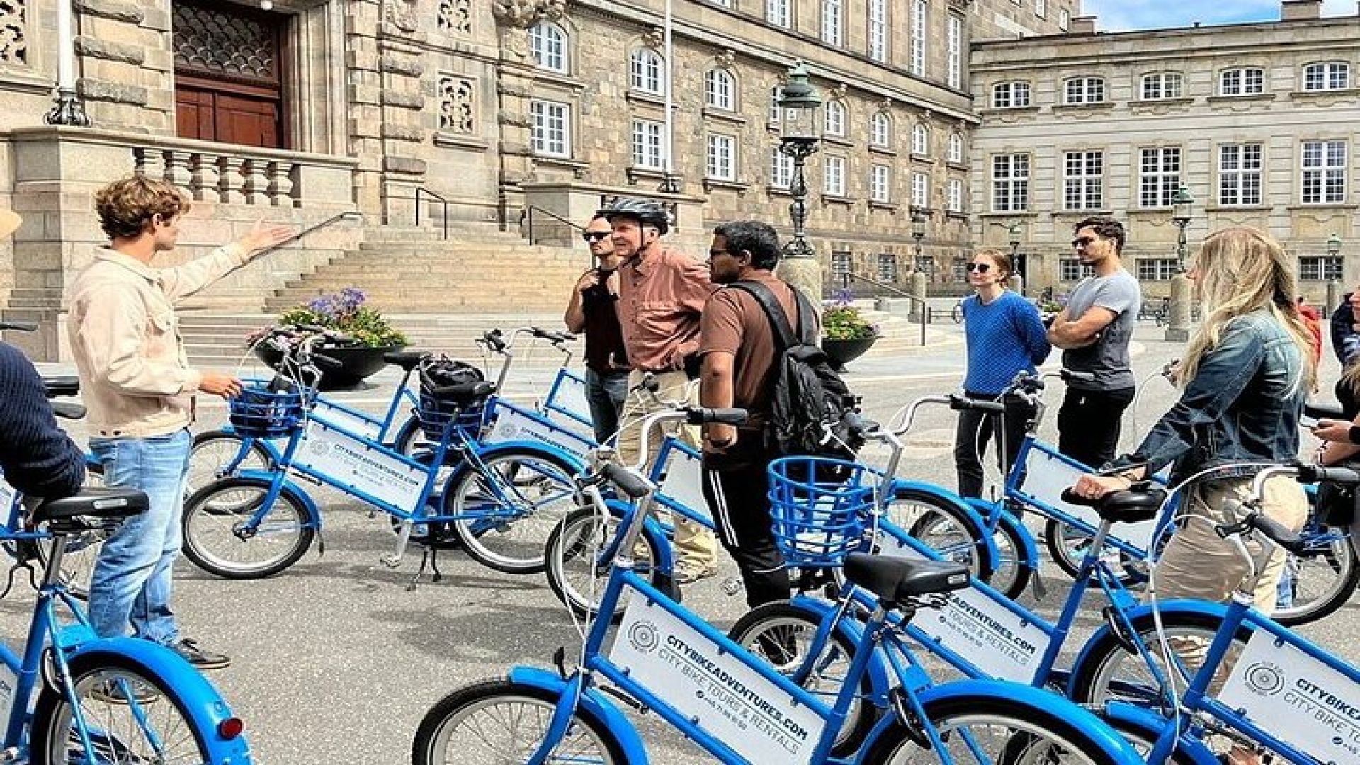 Copenhagen 2-hour City Highlights Bike Tour