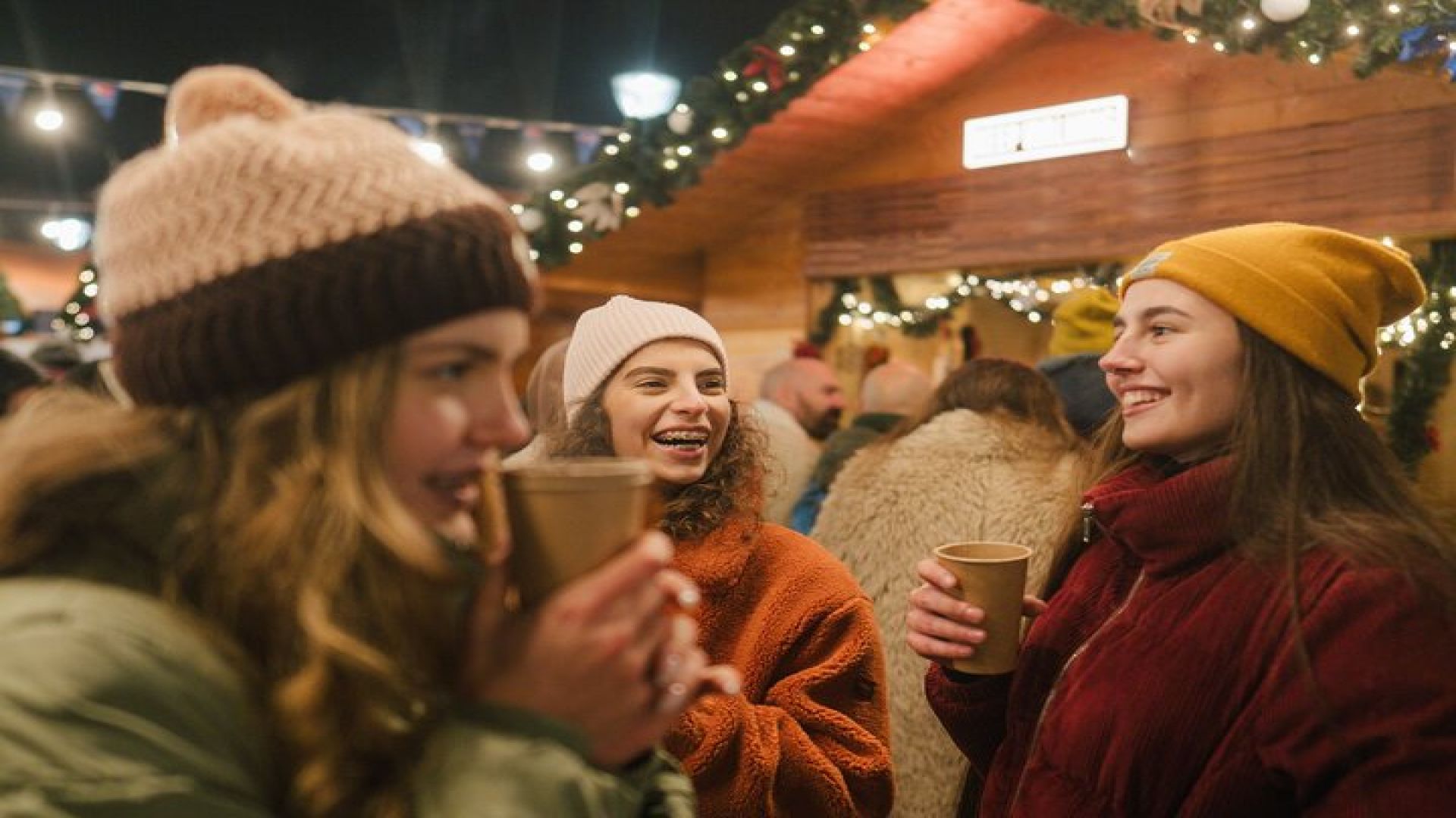 Copenhagen Private Christmas Walking Tour with Gløgg