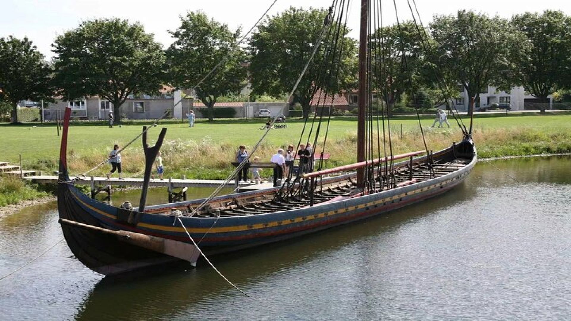 A Romantic Private Tour Through Roskilde 