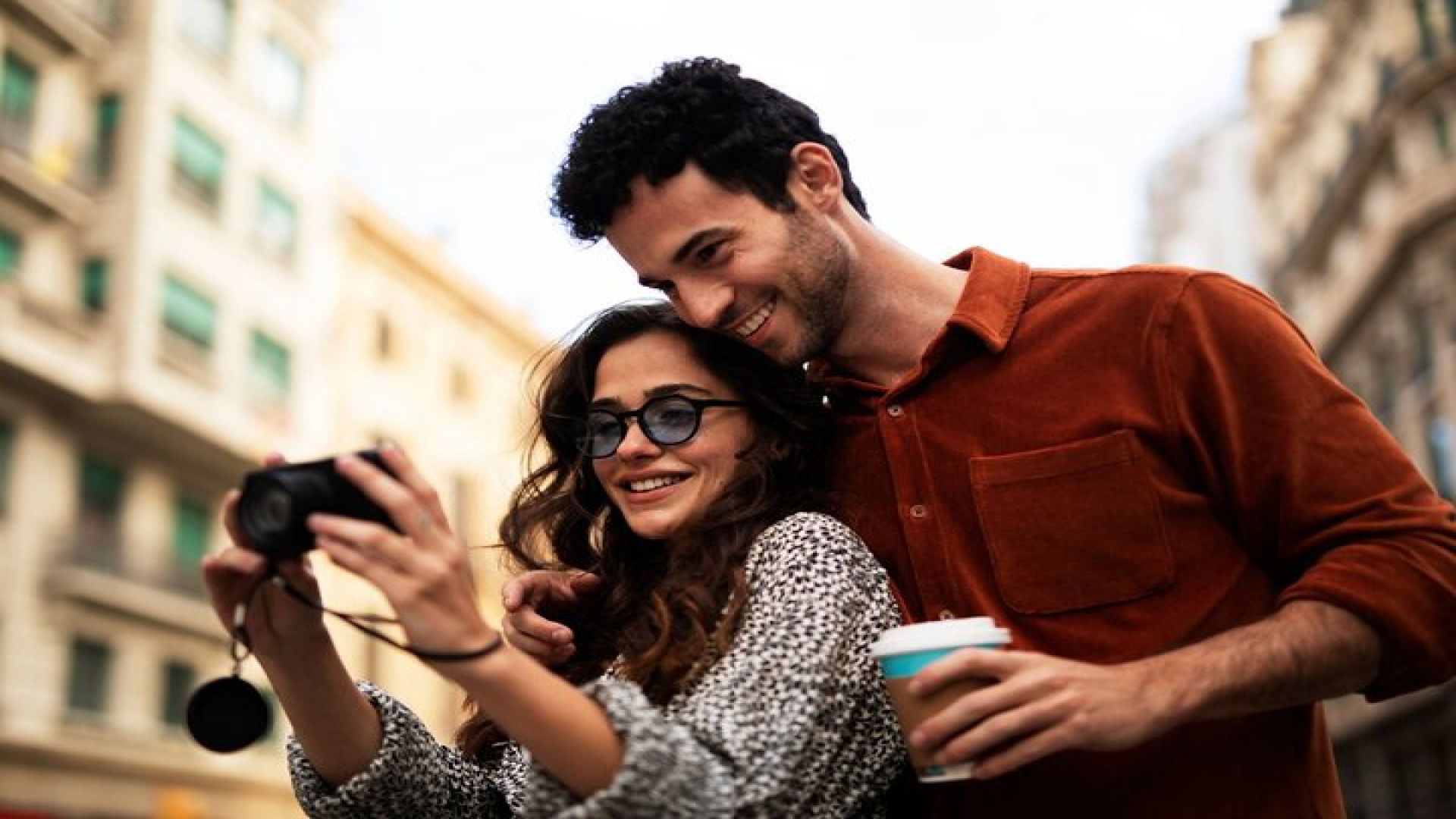 Private Walking Tour of Copenhagen Palaces + Admissions