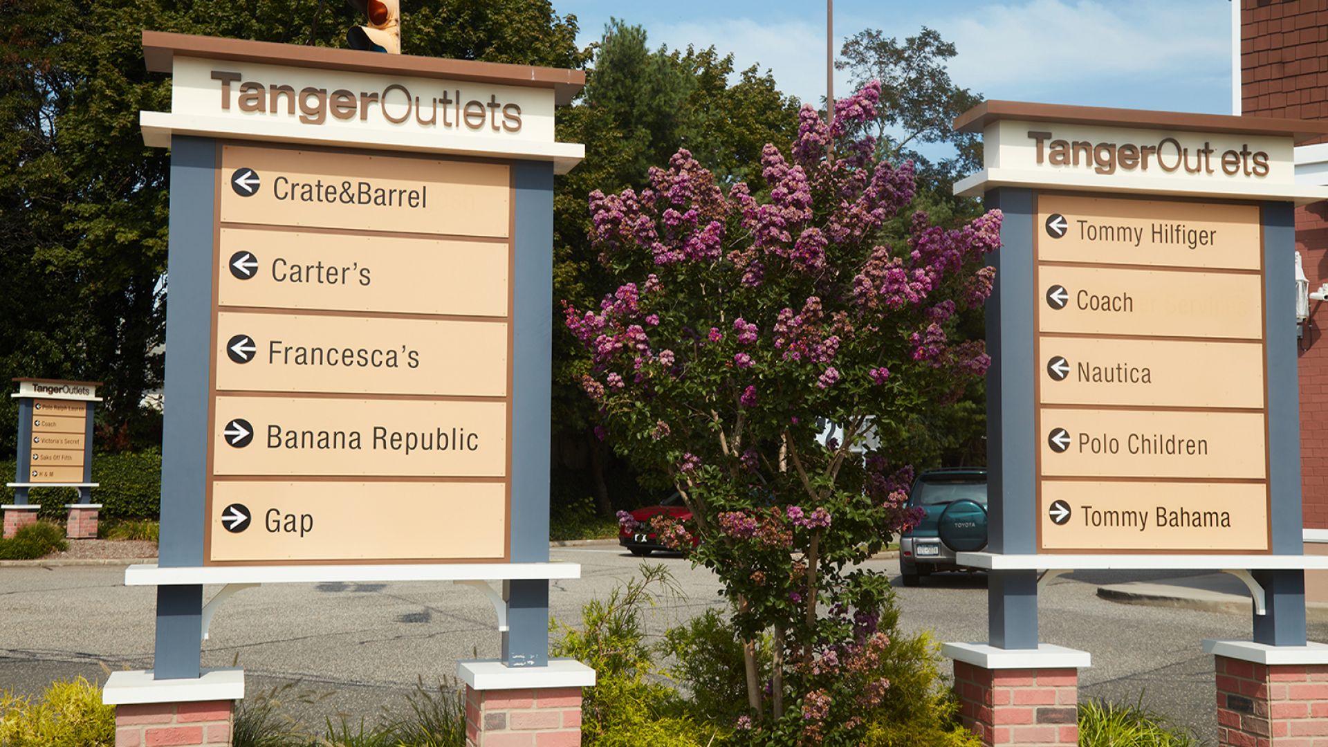 Hamptons, Sag Harbor & Outlet Shopping, 1-Day Tour from NYC