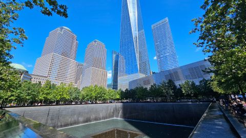 911 Memorial Tours + One World Observatory + 911 Museum ticket 
