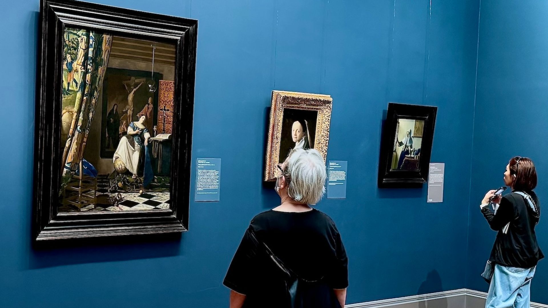 MET Small Group Guided Tour (English)