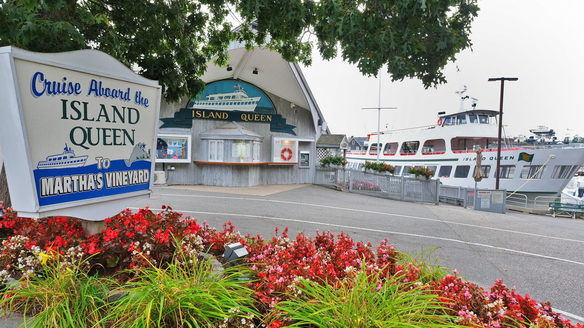 Cape Cod to Martha's Vineyard Ferry Round Trip