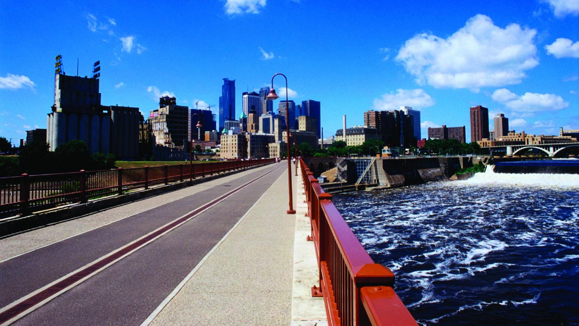 Gray Line Minneapolis City Tour (2 hours)
