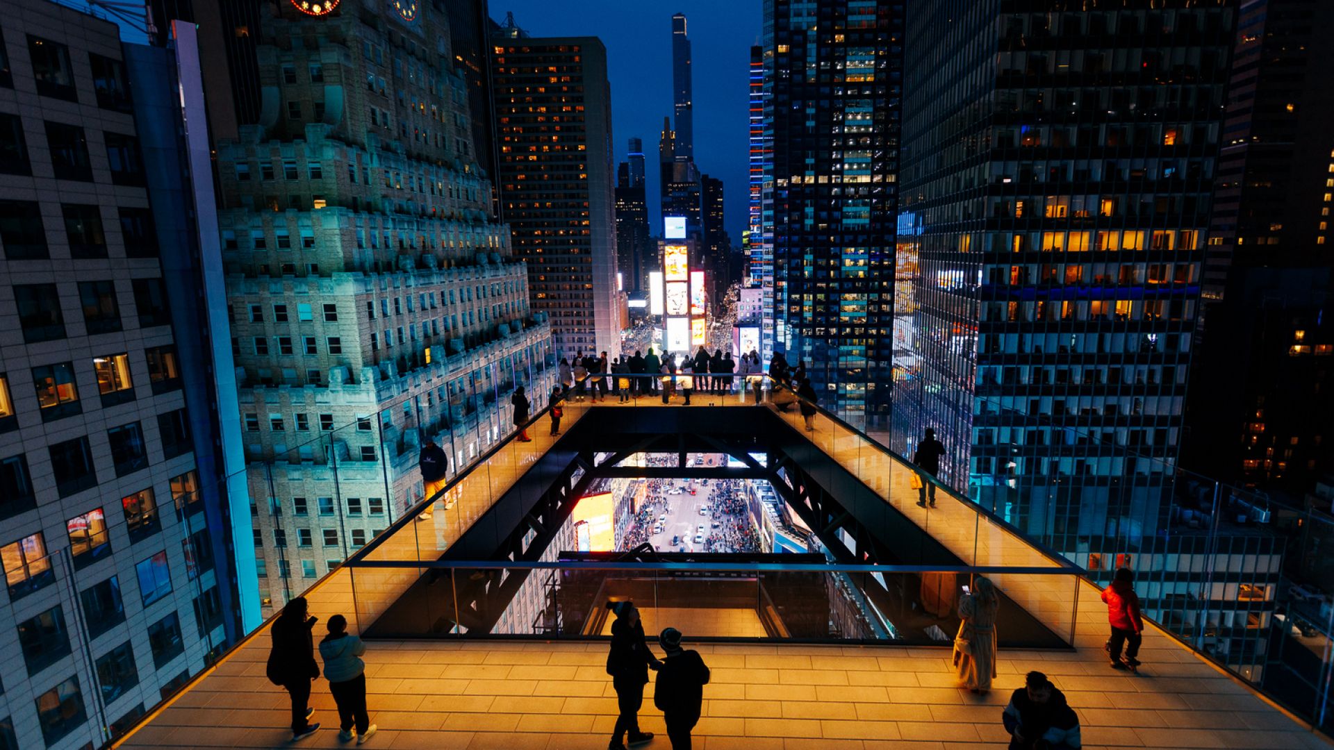 One Times Square Skywalk