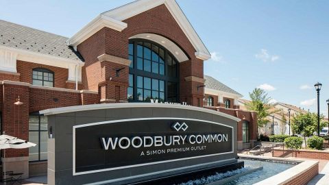 Woodbury Common roundtrip ticket from NYC  (Flex 72hrs ticket) + digital coupon book