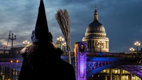 Witches Walking Tour - London