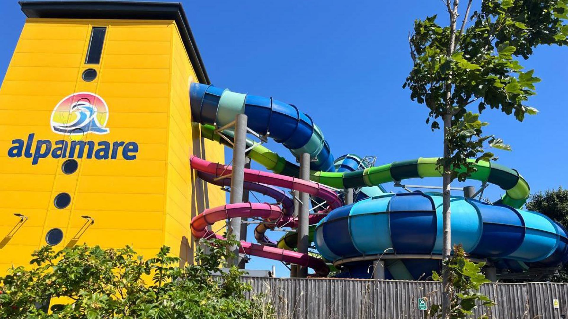 Alpamare waterpark outside