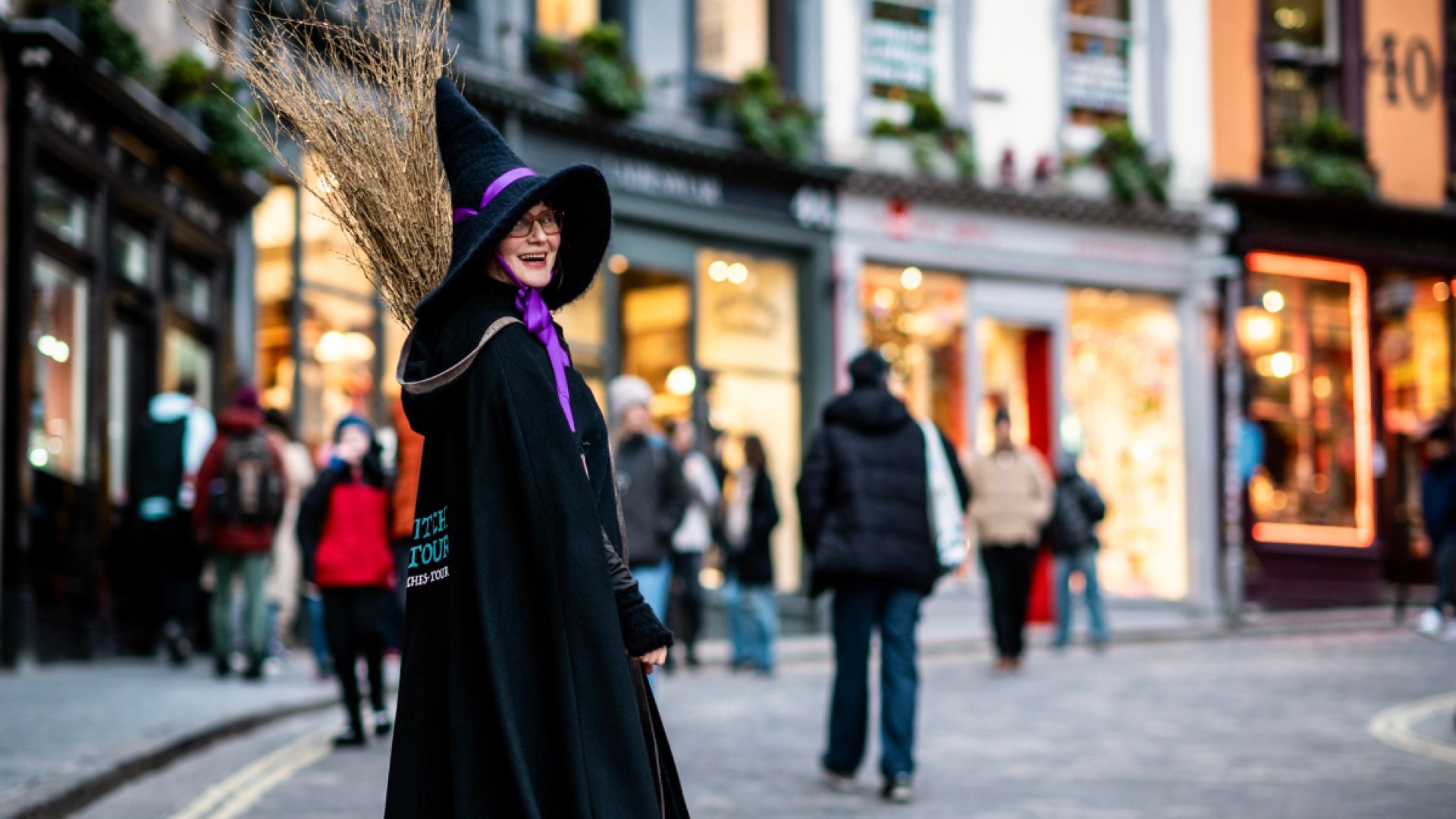 Witches Walking Tour - Edinburgh