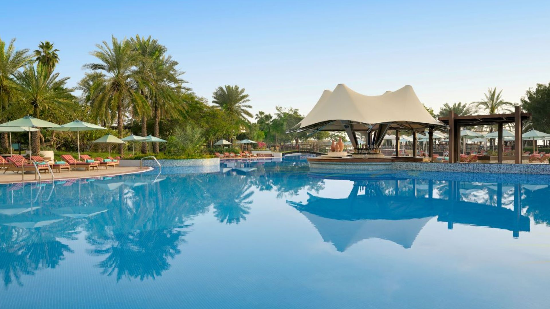 Ultimate Pool & Beach Escape with lunch at Gonu Restaurant