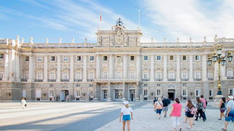 Royal Palace of Madrid Guided Tour 
