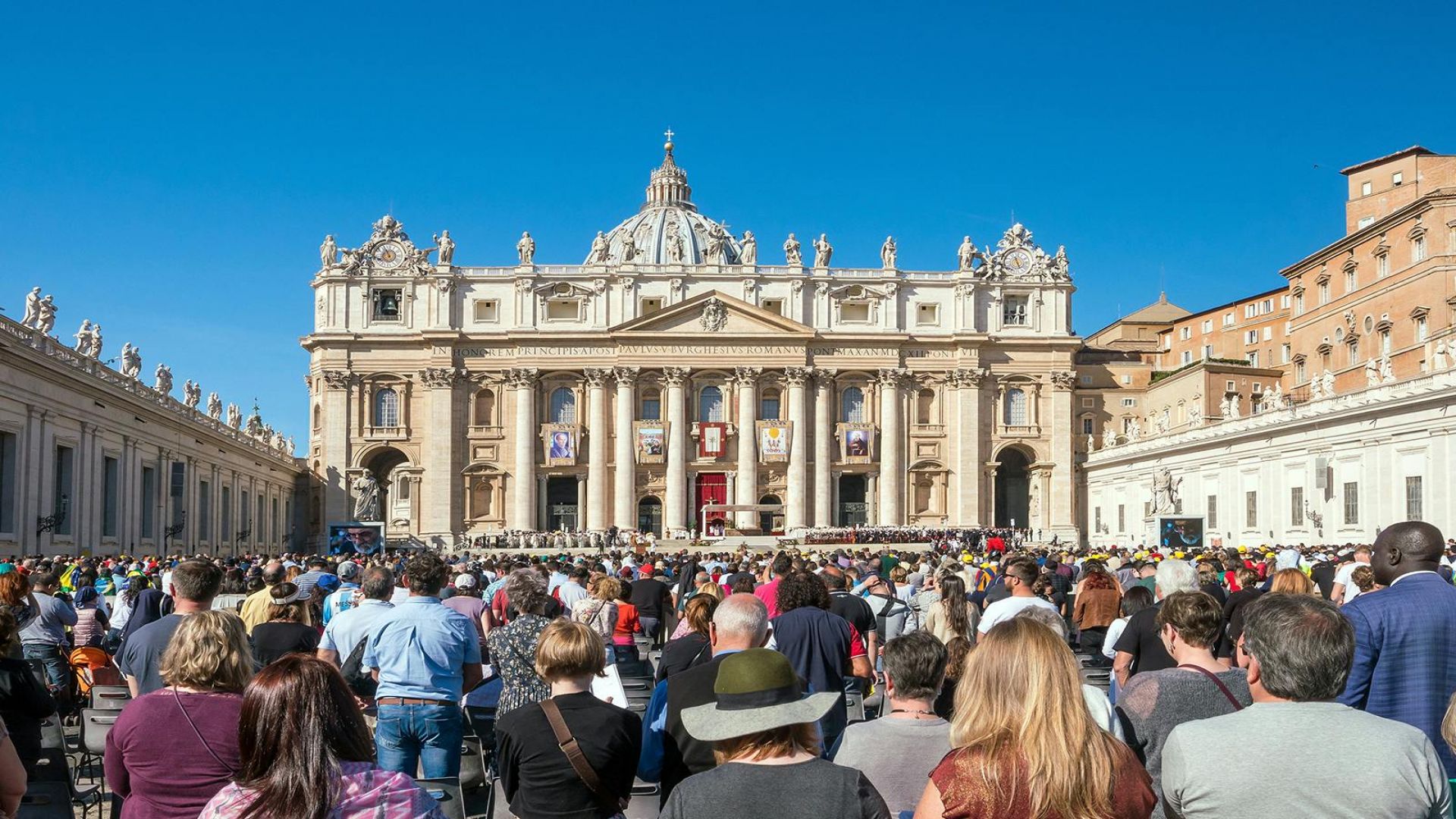 Papal Audience Viewing+ Basilica English Guided Tour
