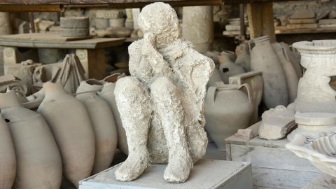 Pompeii 1-Hour Small Group Guided Walking tour
