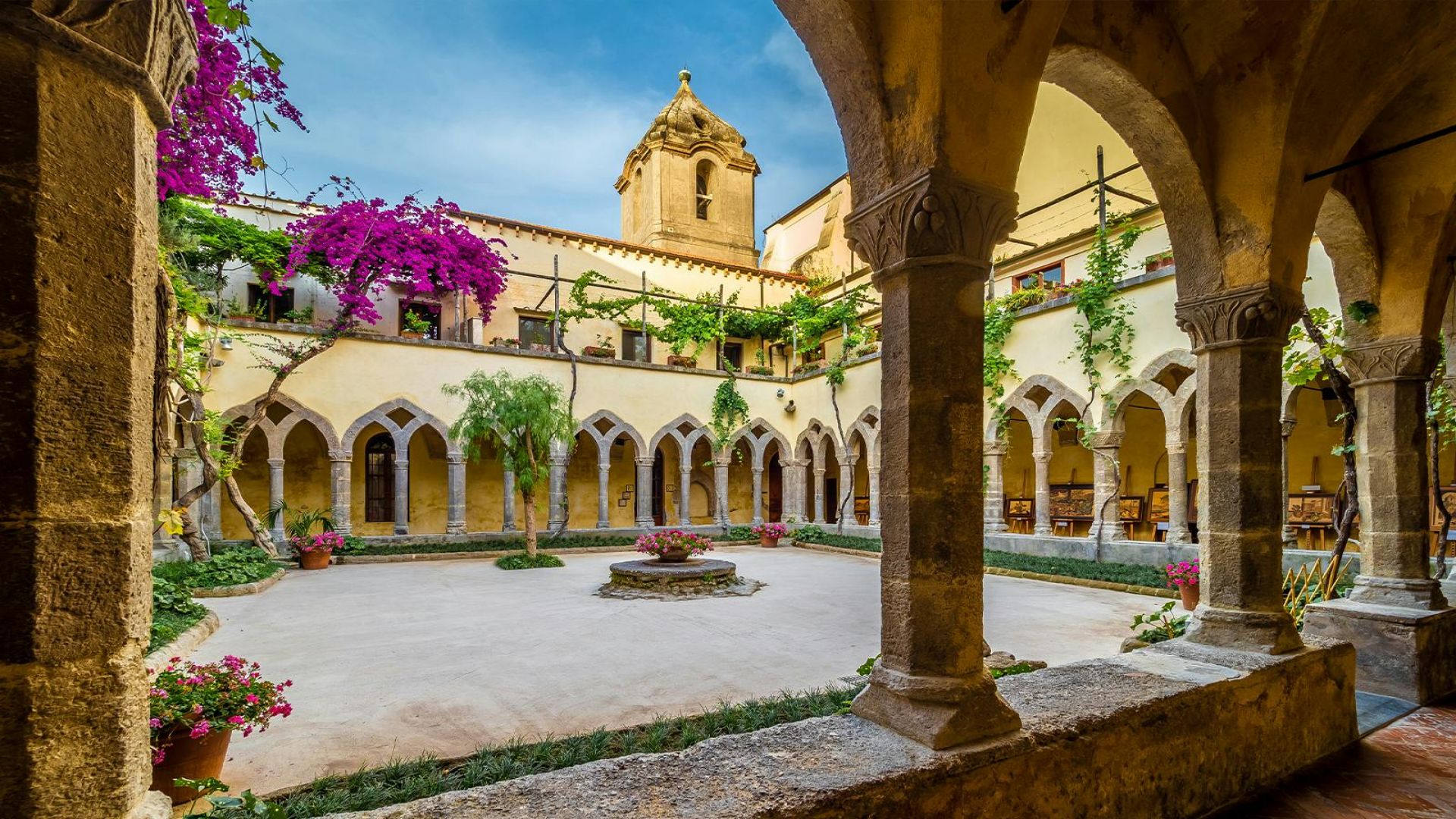 From Naples: Pompeii and Sorrento Guided Tour with Lunch