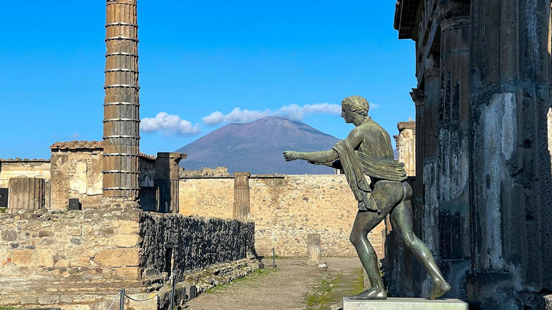 Pompeii 1-Hour Small Group Guided Walking tour
