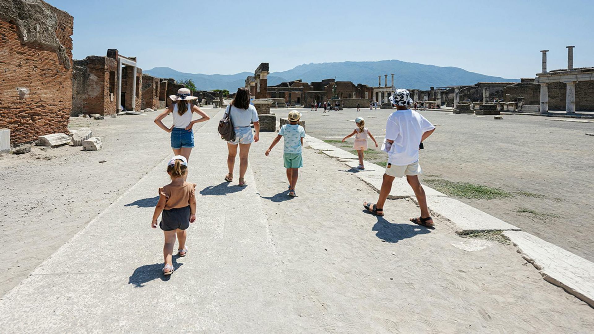 Pompeii 1-Hour Small Group Guided Walking tour
