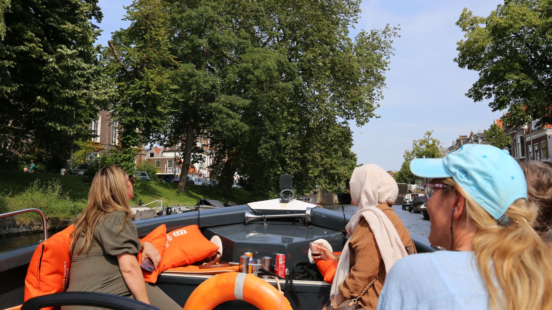 Rondvaart Haarlem centrum in open boot