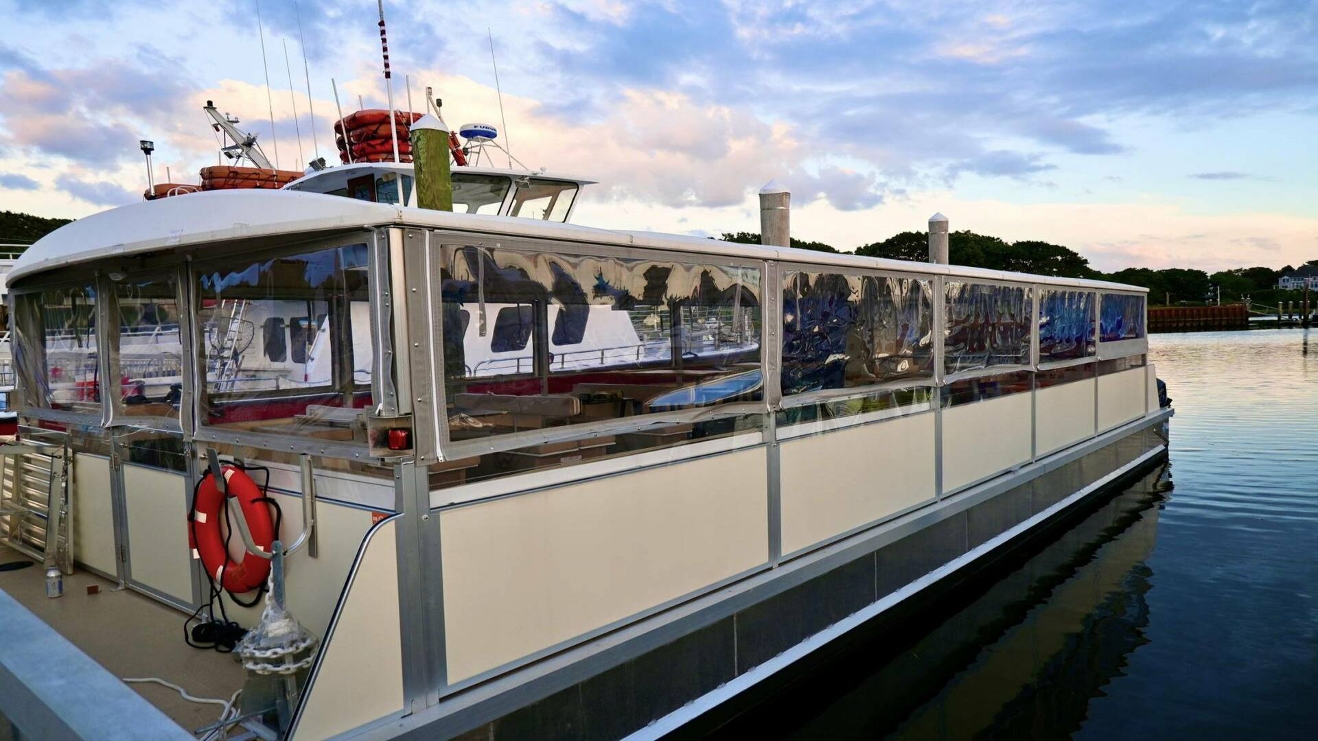5pm Cocktail Ice Cream Cruise