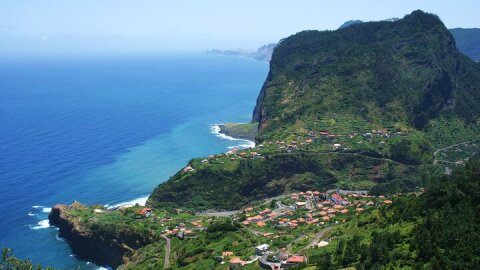Madeira East Island Tour with Levada Walk and Lunch