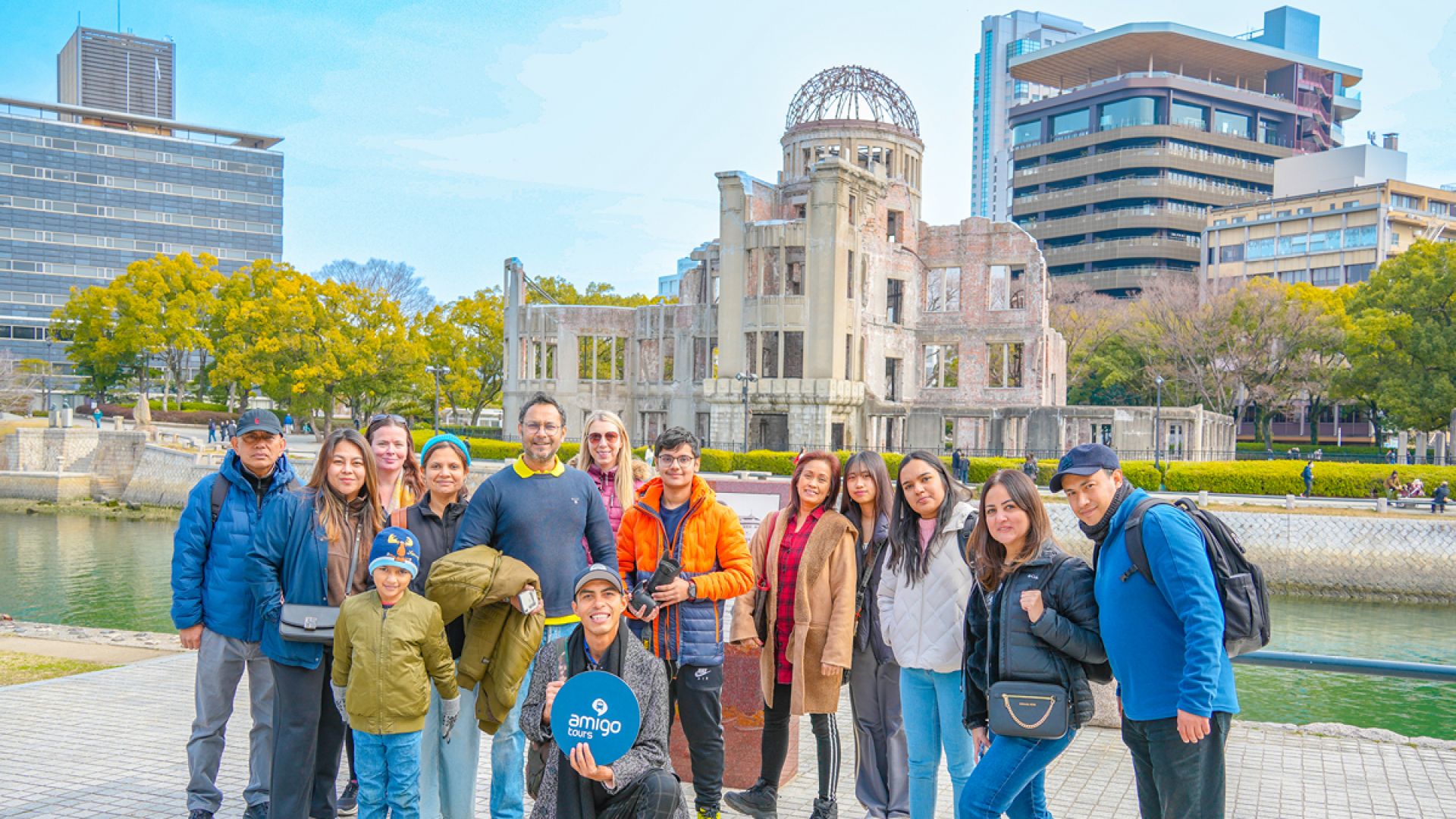 Day Trip to Hiroshima & Miyajima with Itsukushima Shrine & Ferry