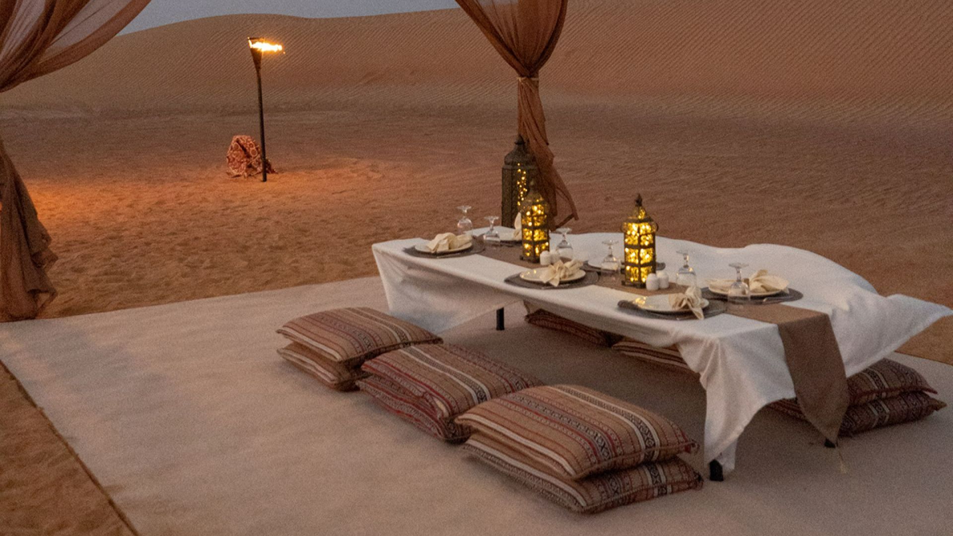 Exclusive Desert Experience - Private 4x4 transfers (up to 2 pax)