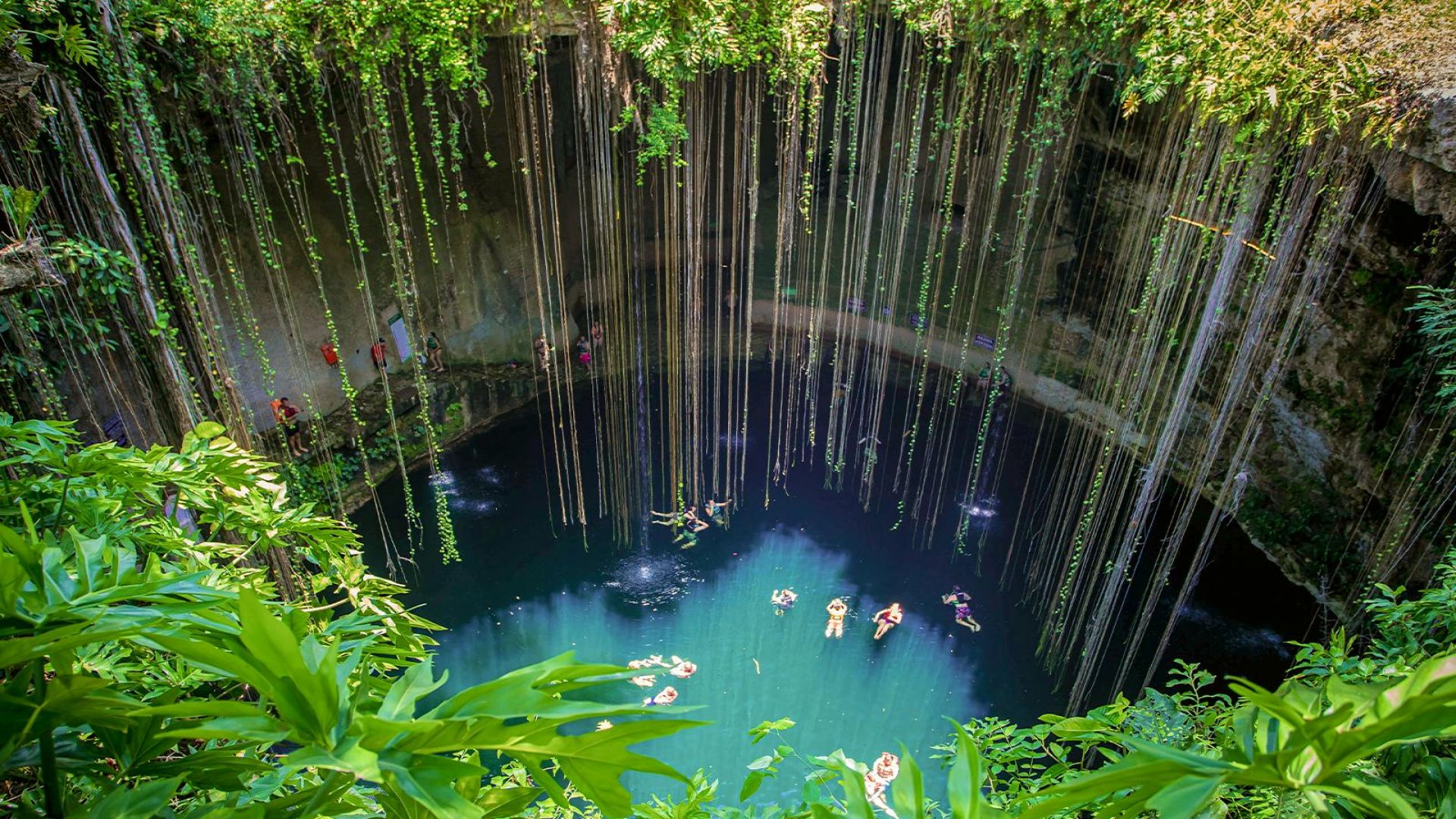 From Cancún: Chichén Itzá, Cenote & Valladolid Tour (Without Taxes)