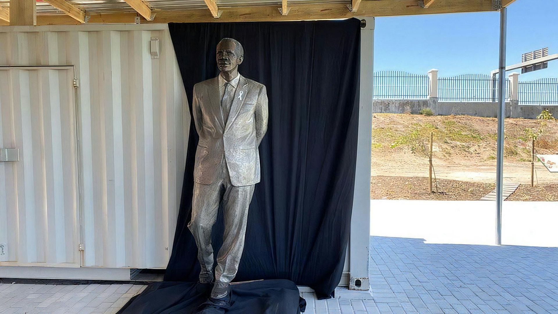 Robben Island Full-Day Guided Private Tour with Museum Entry & Long March to Freedom Exhibition