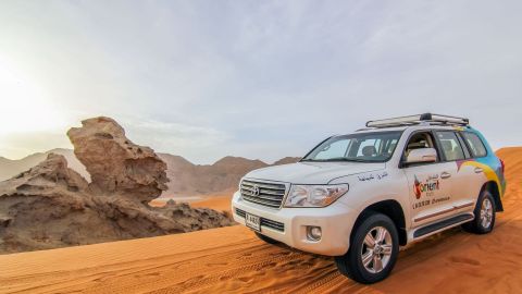 Private Desert Ride in Dubai with Wadi Shawka Pool Tickets