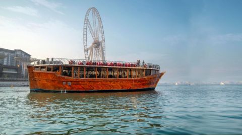 Dubai Marina Boat Tour: Marina Sightseeing Dhow Cruise Tour