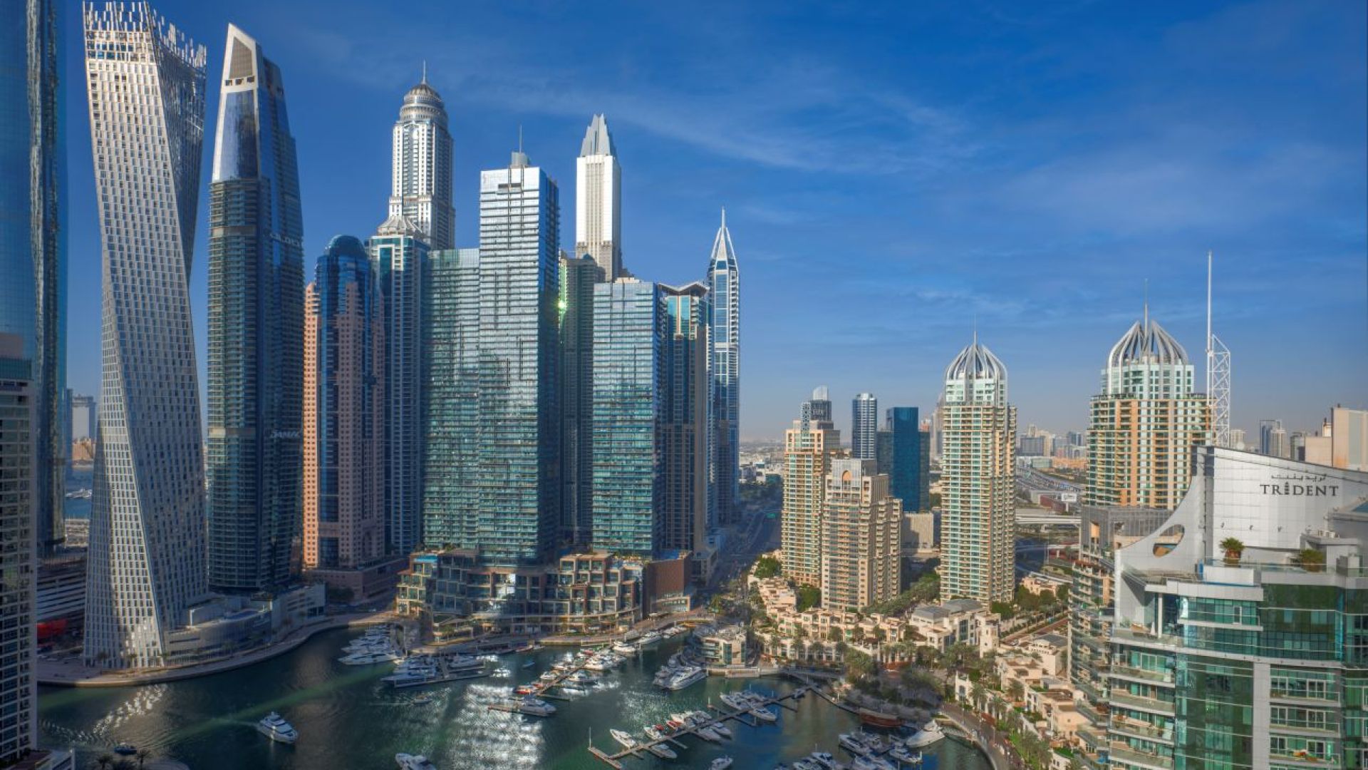 Dubai Marina Boat Tour: Marina Sightseeing Dhow Cruise Tour
