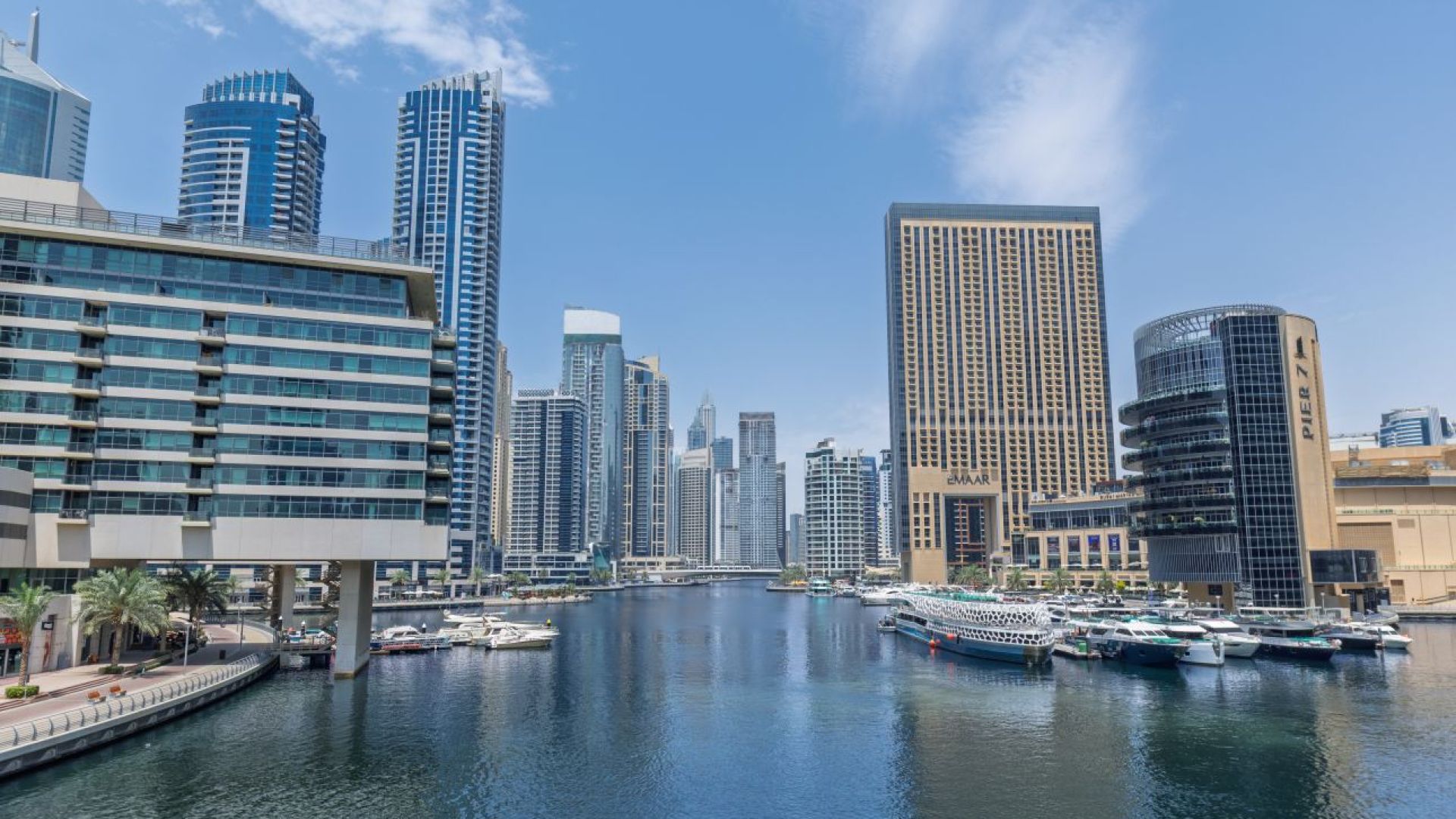 Dubai Marina Boat Tour: Marina Sightseeing Dhow Cruise Tour